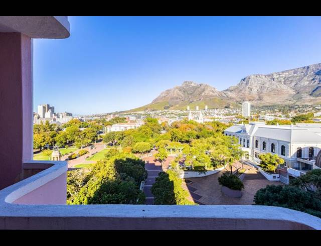 0 BEDROOM APARTMENT FOR SALE IN CAPE TOWN CITY CENTRE
